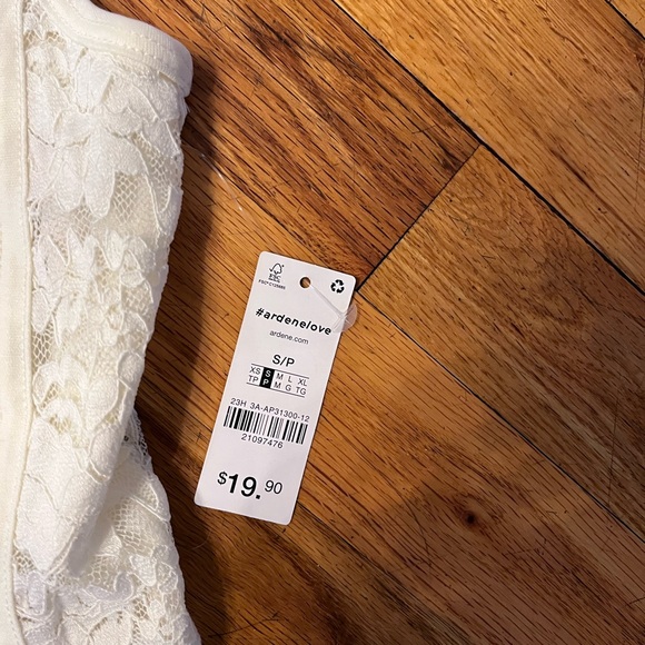 Ardene Ivory Lace Top - Picture 2 of 3